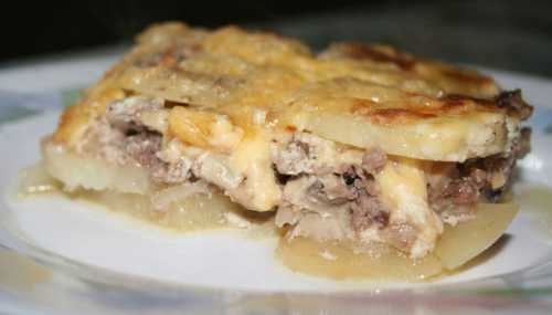 Запеканка из картофеля с шампиньонами и курицей