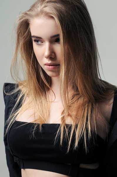 Учись у лучших: секреты красоты звезды Playboy певицы LELA